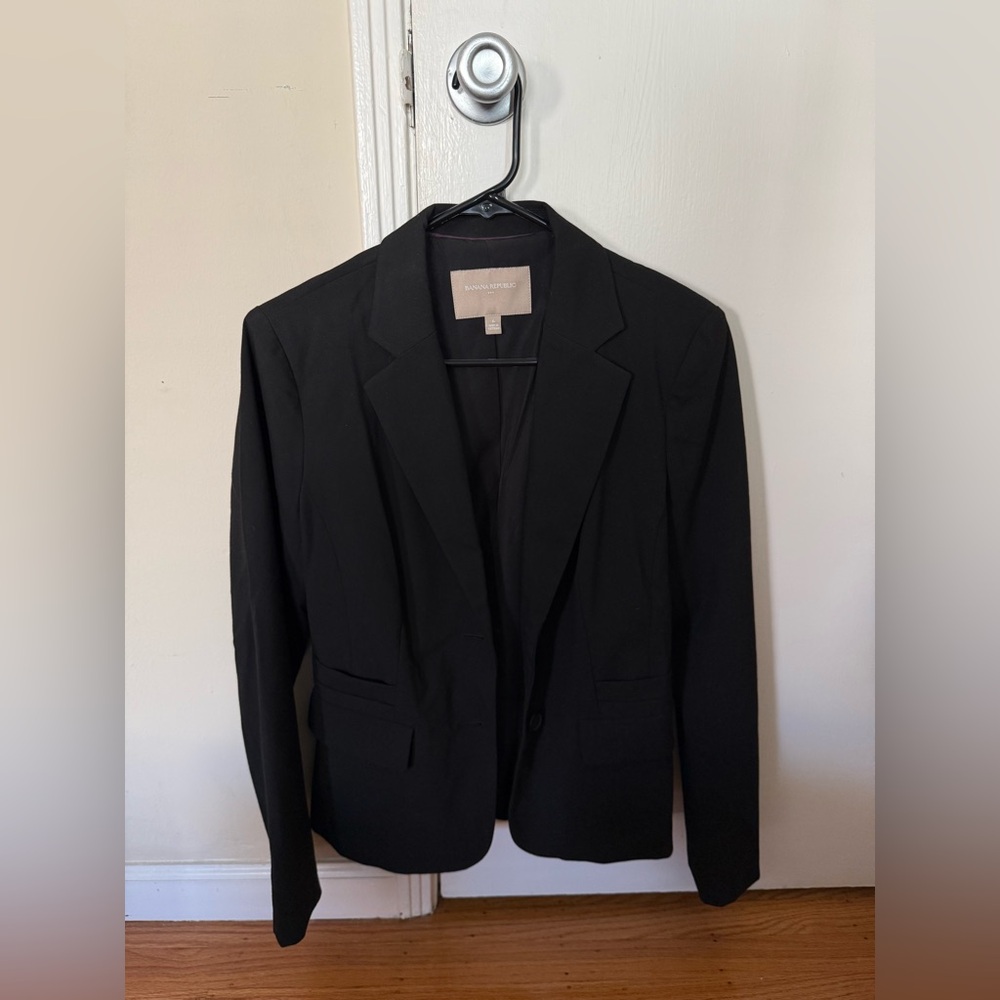 Banana Republic Black Blazer, size 6